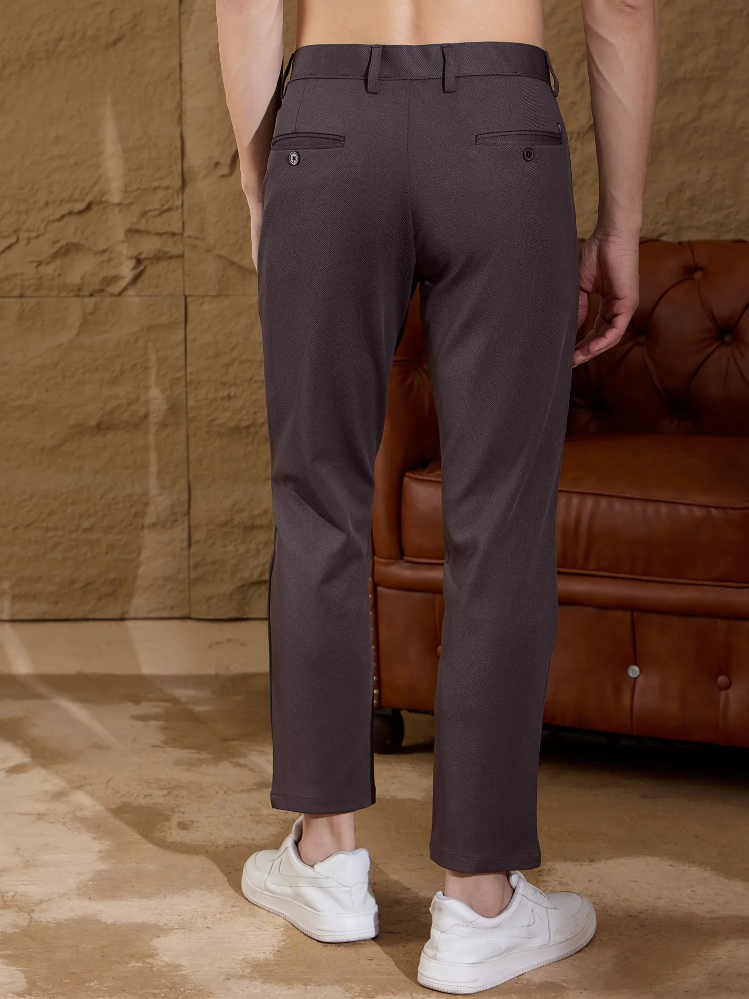 Dark Brown: Stretchable Chinos