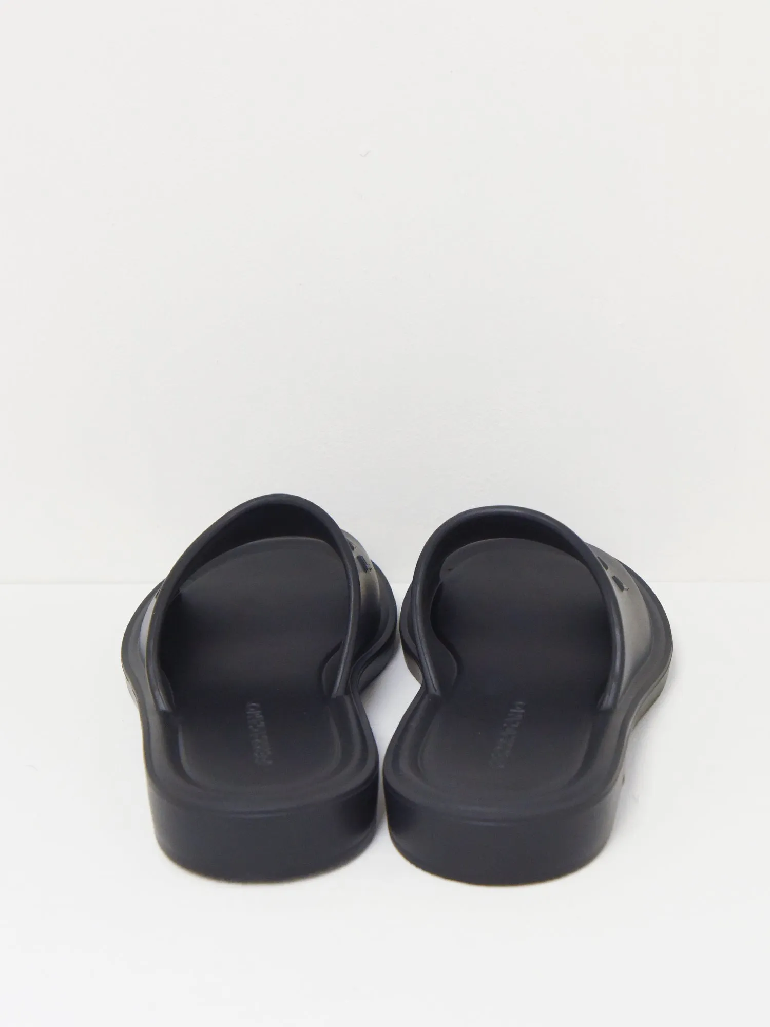 DEBOSSED LOGO RUBBER MULES_WOMEN