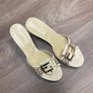 Fendi Mules size 38 AWL4590