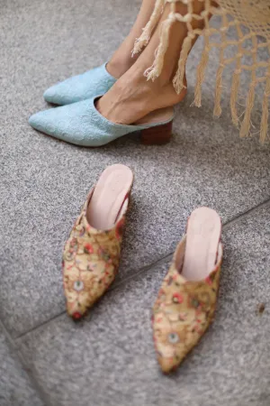 LIGHT BLUE EMBROIDERED HEELED MULES MASANA