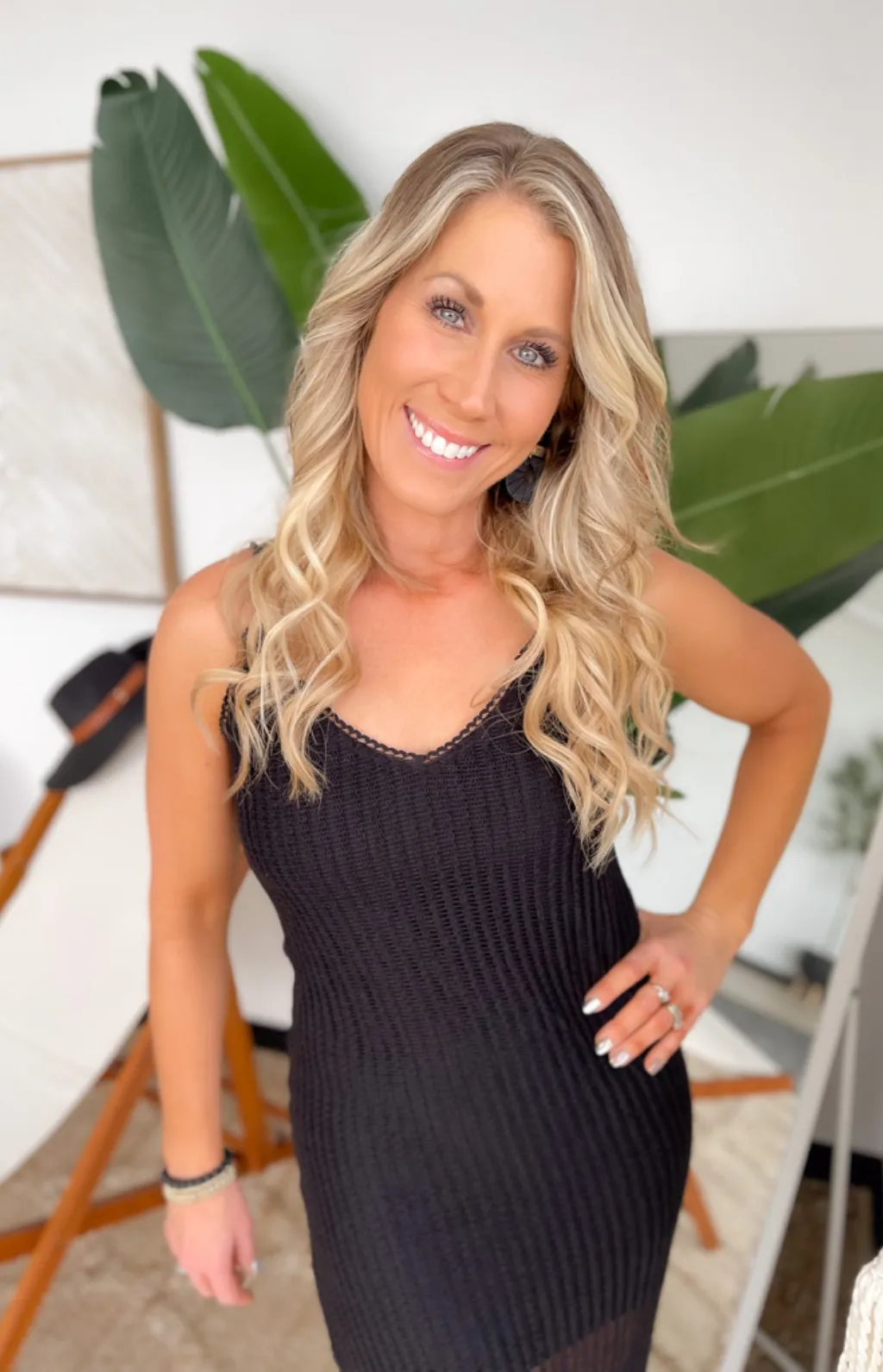Lilian Black Knitted Midi Dress