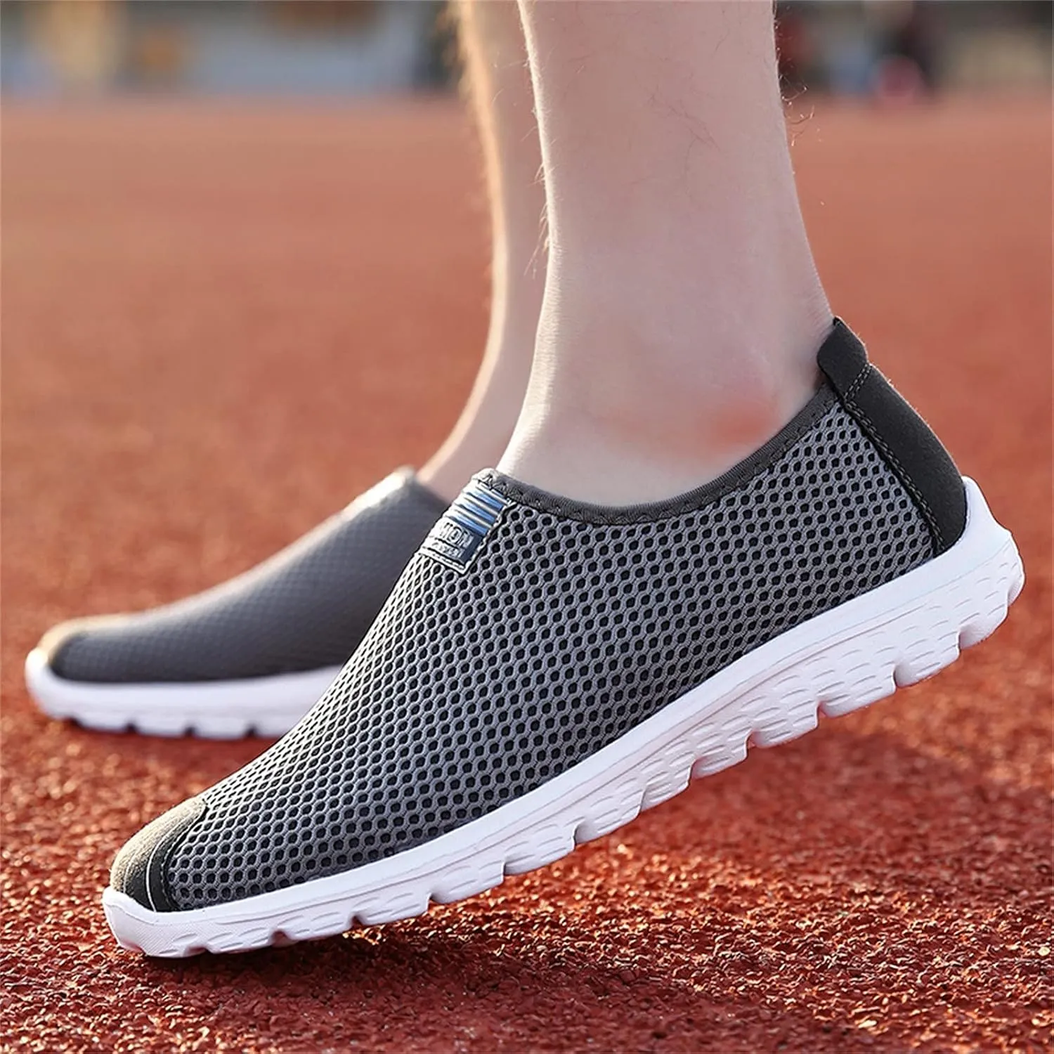 Men's Casual Shoes Workout Shoes Men Running Shoes Lightweight Tennis Shoes Non Slip Breathable Mesh Walking Sneakers
