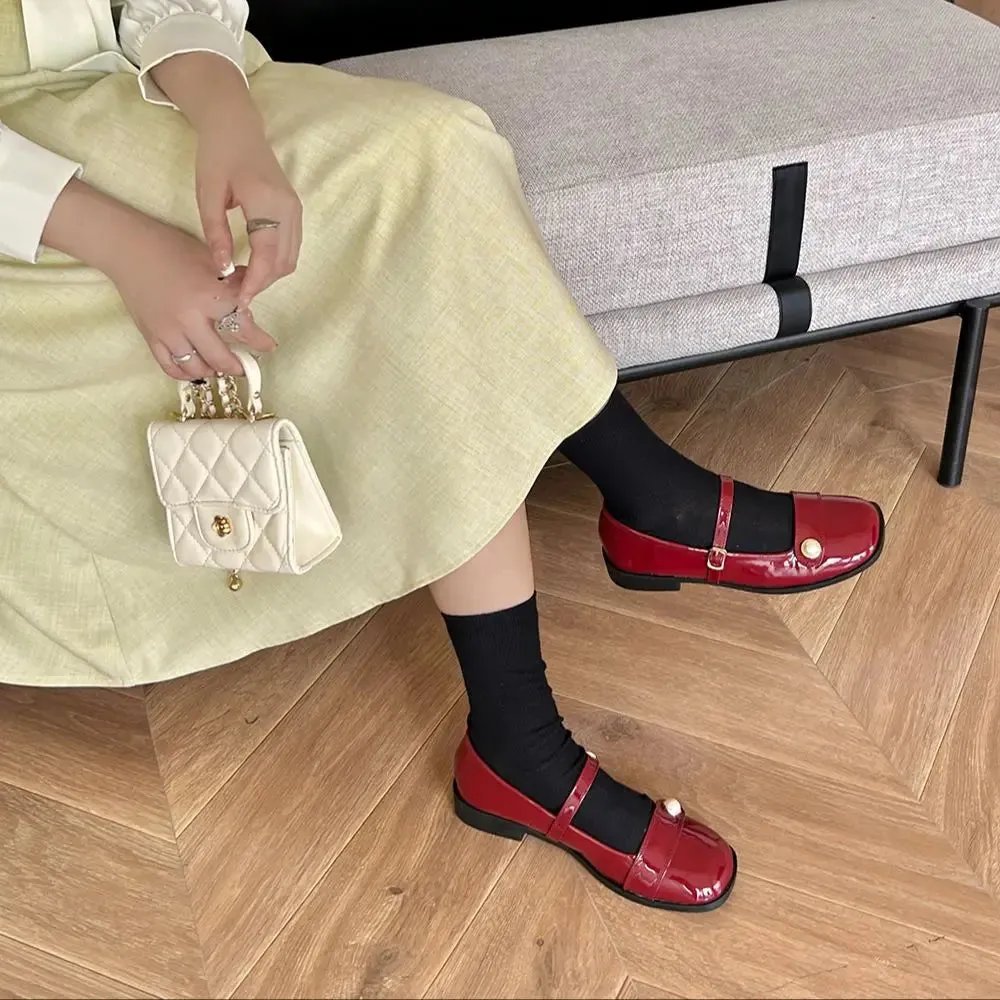 Mqtime Square Toe Women Flats Loafers New Arrivals Black Silver Red Patent Leather Rivet Design Flat Low Heels Autumn Spring Shoes