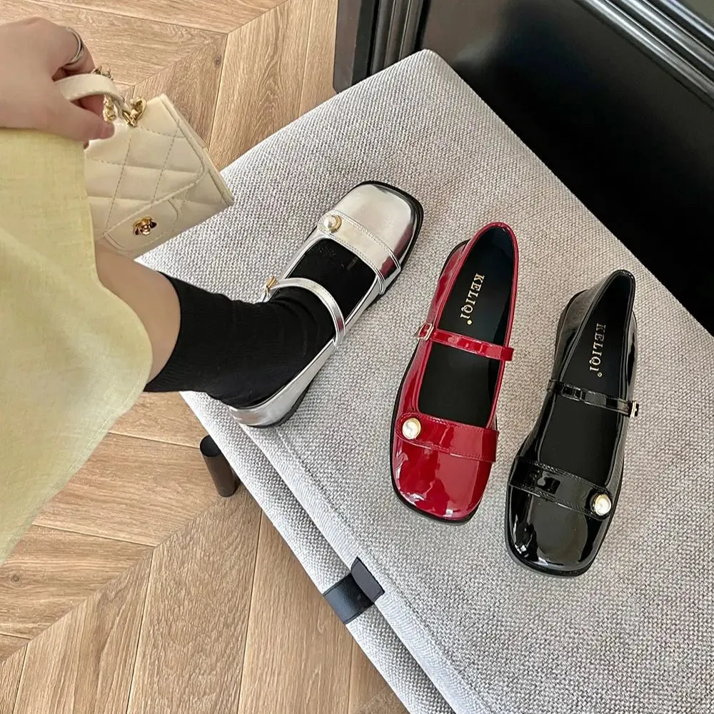 Mqtime Square Toe Women Flats Loafers New Arrivals Black Silver Red Patent Leather Rivet Design Flat Low Heels Autumn Spring Shoes