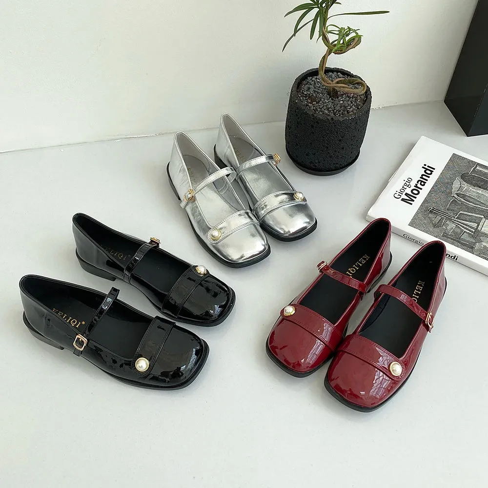 Mqtime Square Toe Women Flats Loafers New Arrivals Black Silver Red Patent Leather Rivet Design Flat Low Heels Autumn Spring Shoes