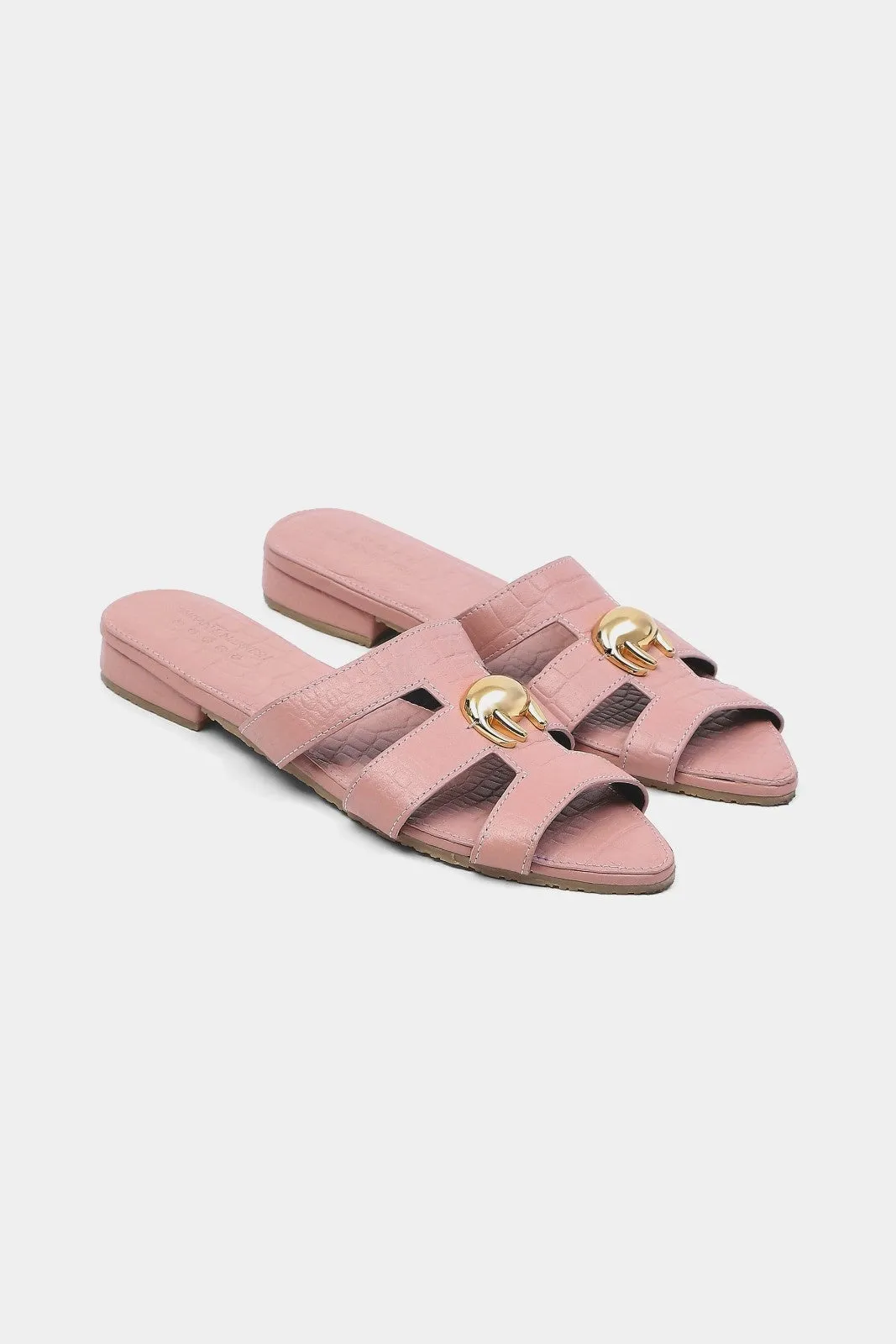 Salmon Helix Resort Mules