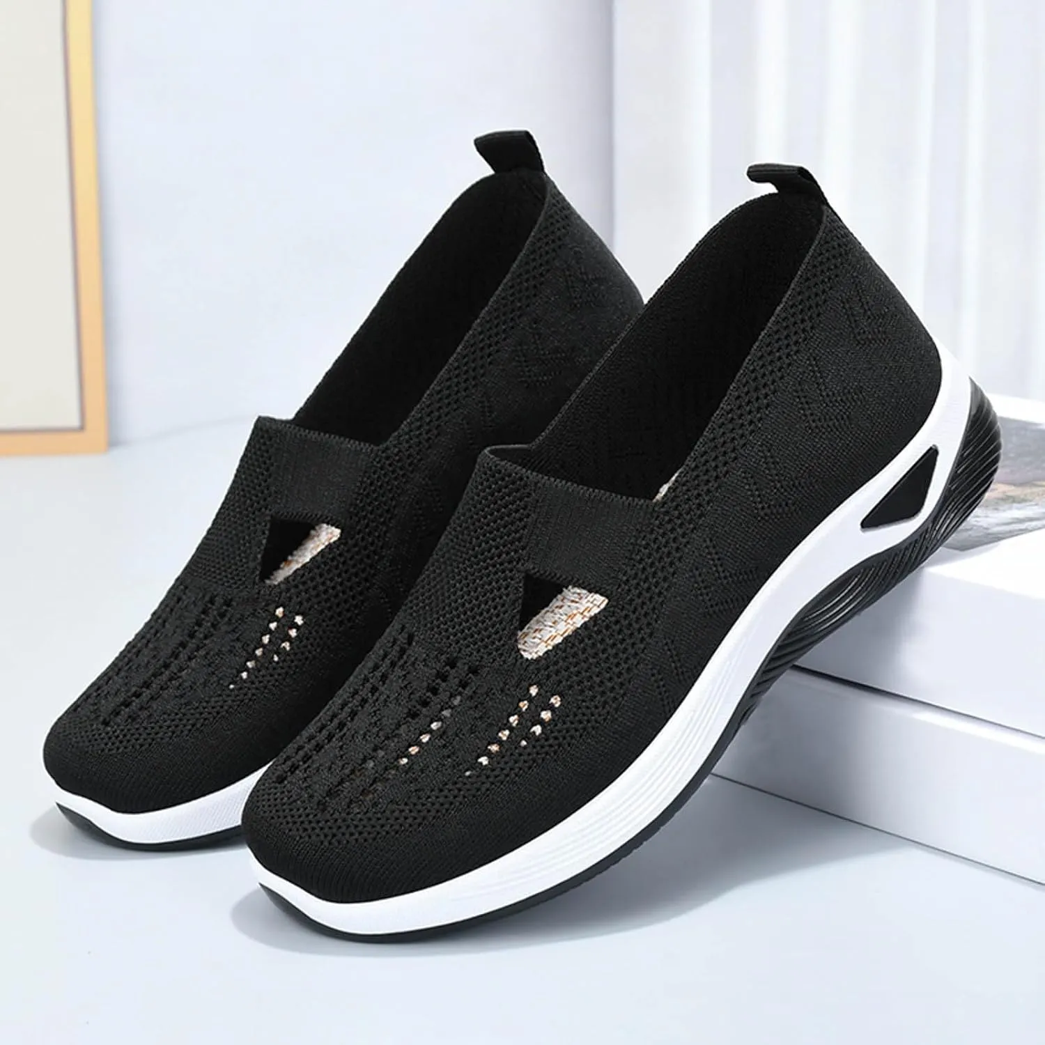 Women Comfortable Slip On Shoes Lightweight Walking Sneakers Canvas Casual Flats Non Slip Elastic Loafers