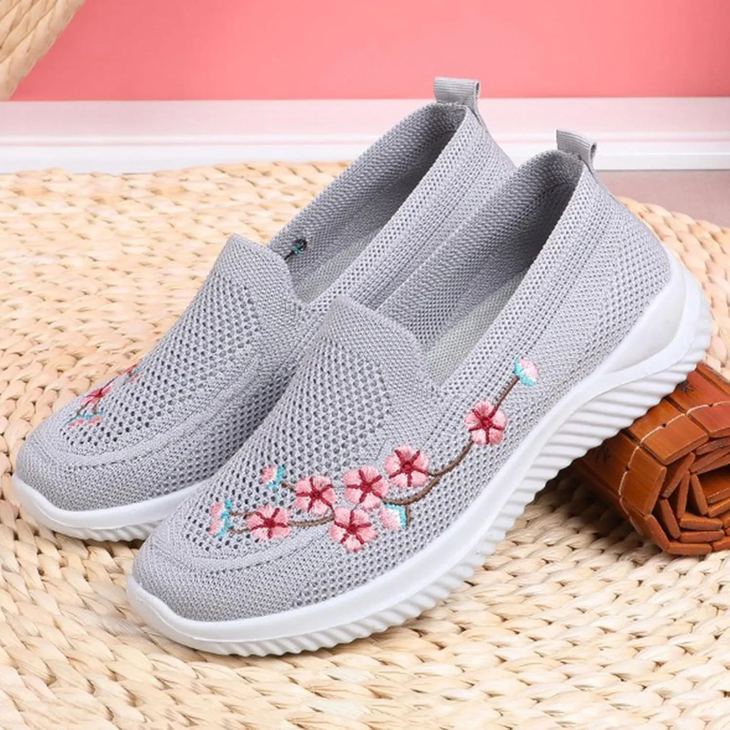 Women Walking Sneakers Lightweight Breathable Running Shoes Non Slip Athletic Sneakers Workout Casual Sports Shoes