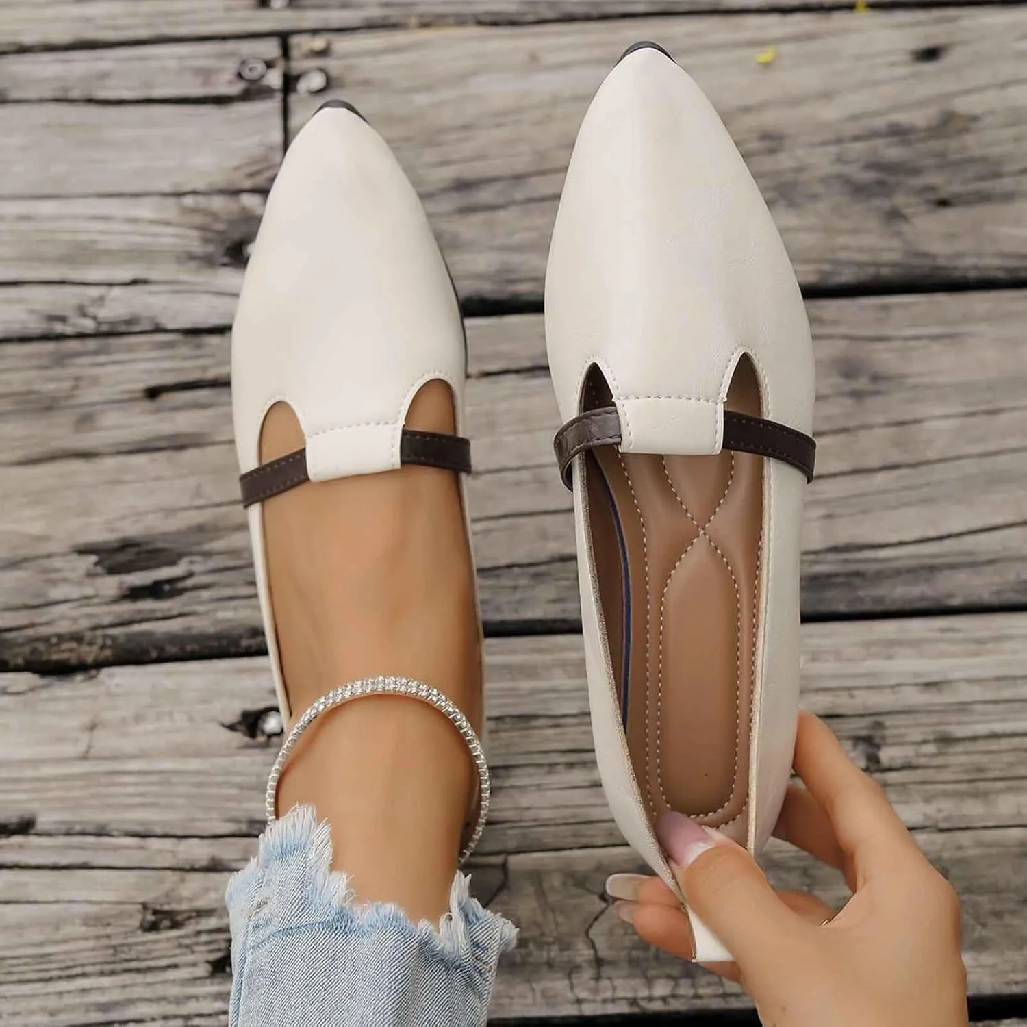 Women's Casual Slip On Shoes Comfortable Lightweight Breathable Flat Sandals for Daily Wear with Square Toe