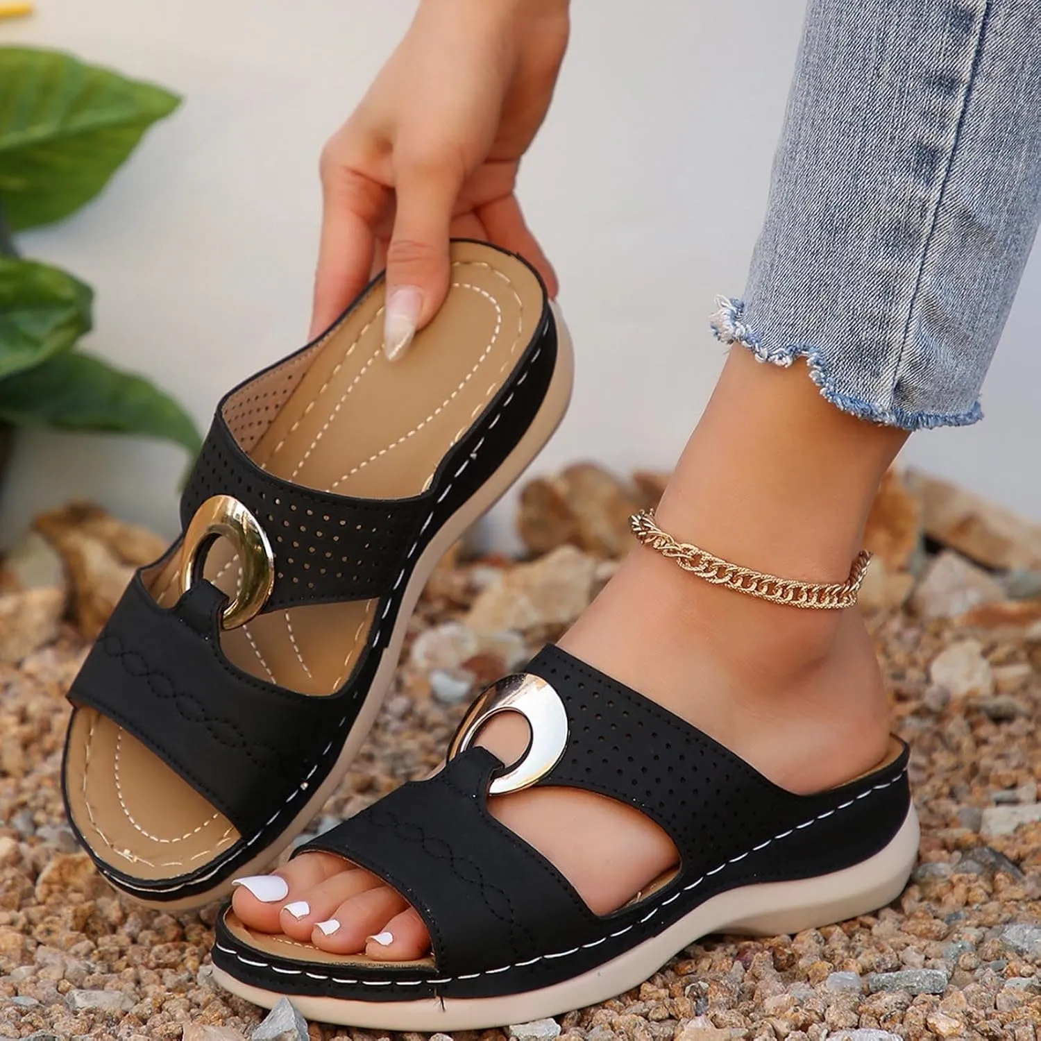 Women's Classic Leather Sandals Lightweight Flat Sandals Cute Hollow Out Flower One Stirrup Casual Walking Slippers, 4