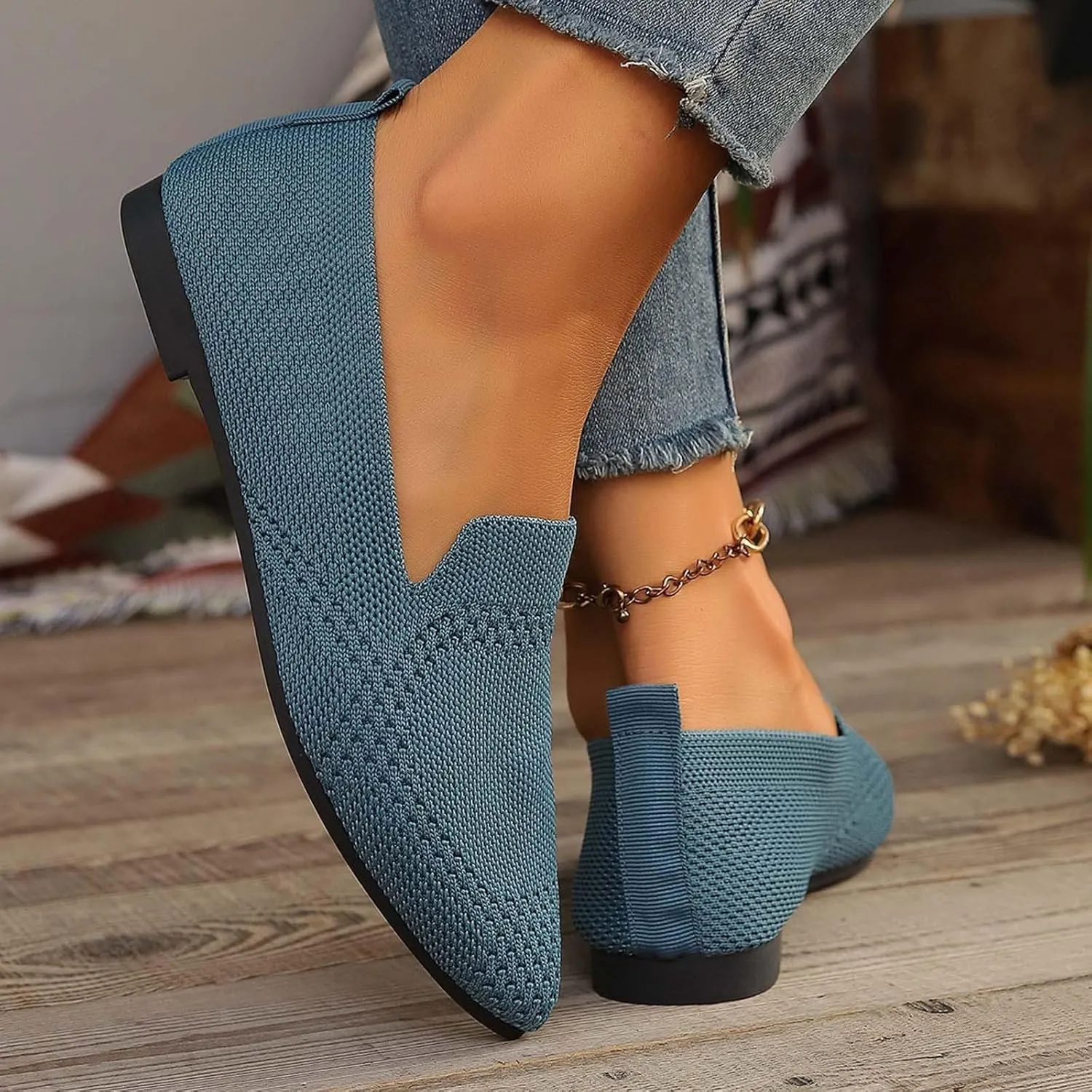 Women's Summer Flat Shoes Fashion Mesh Pointed Toe Breathable Solid Color Casual Shoes Lightweight Dressy Casual Shoes