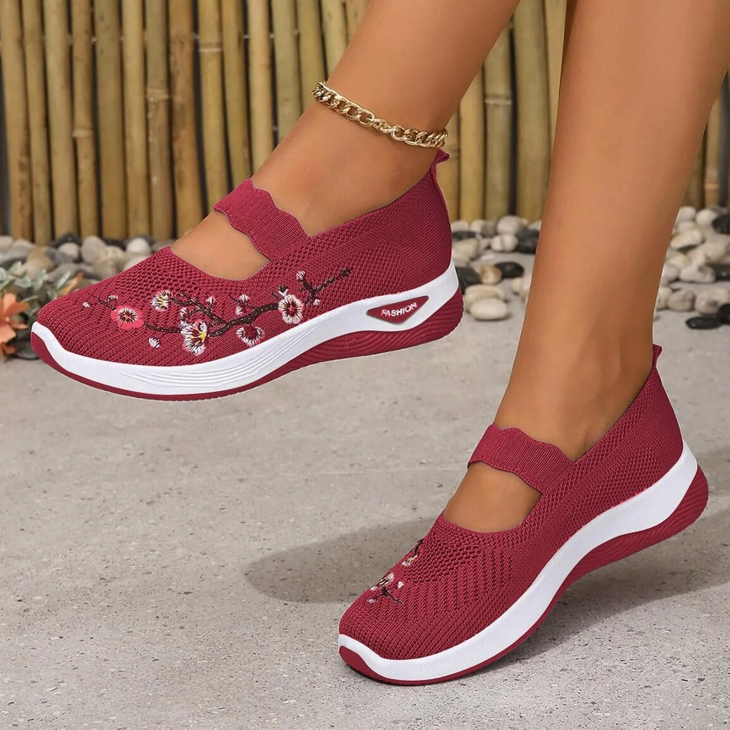 ZSpzx 2025 Women's Mesh Flats Shoes Breathable Slip on Casual Boat Shoes with Flower Embroidered Quick Dry Arch Support Non Slip Running Elastic Sneakers Closed Toe for Gym Travel Daily Wear